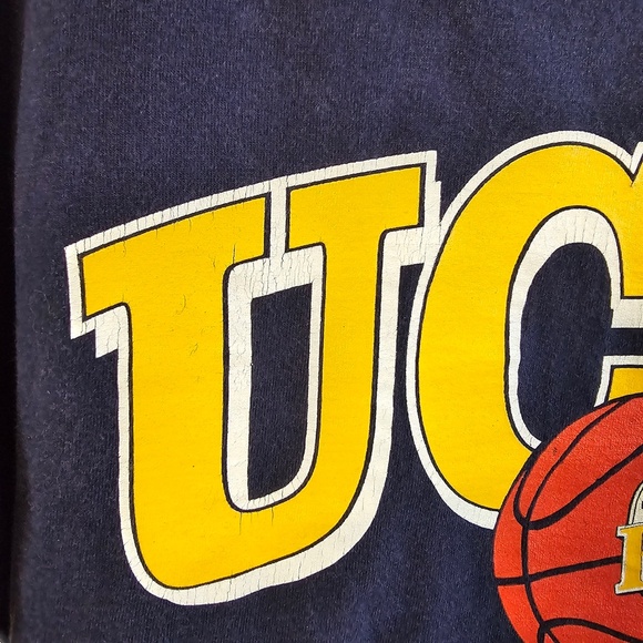 Vintage UCLA 1995 NCAA Final Four T-shirt (Jansport) - Picture 6 of 8